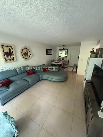 9405 W Flagler Street Miami FL 33174