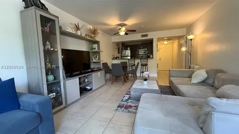 8160 Geneva Court Doral FL 33166