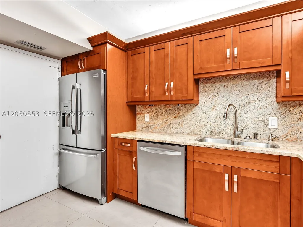 4400 Hillcrest Drive Hollywood FL 33021