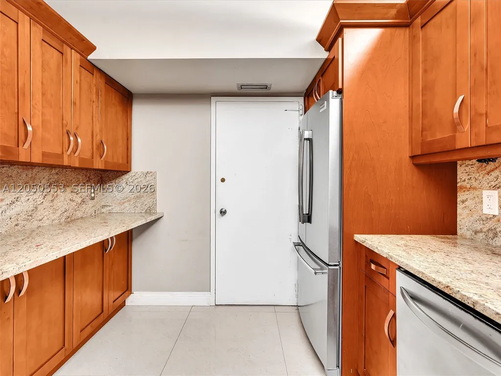 4400 Hillcrest Drive Hollywood FL 33021