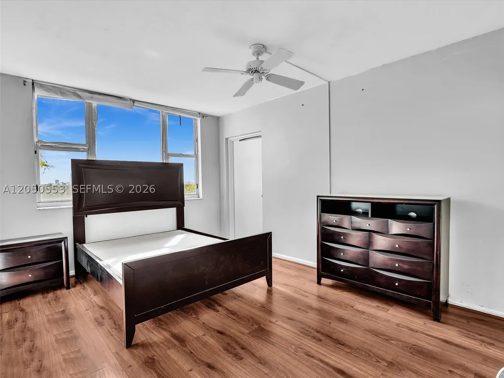 4400 Hillcrest Drive Hollywood FL 33021