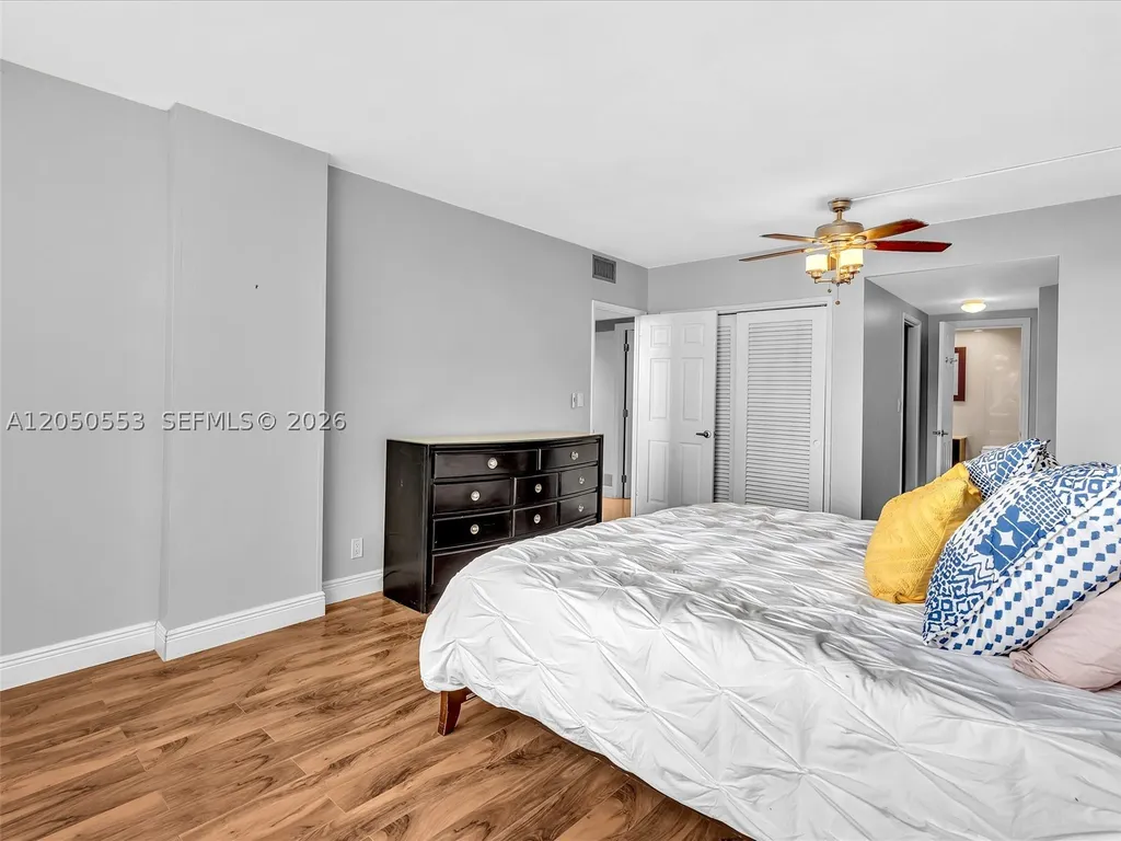 4400 Hillcrest Drive Hollywood FL 33021