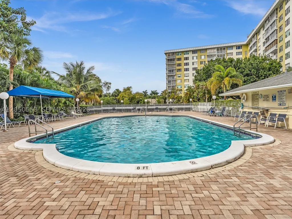 4400 Hillcrest Drive Hollywood FL 33021