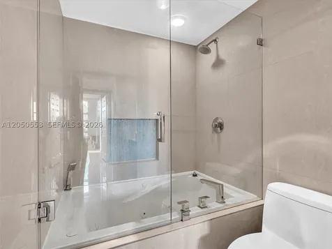 4400 Hillcrest Drive Hollywood FL 33021