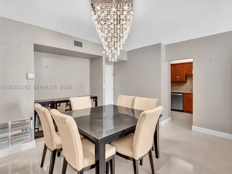 4400 Hillcrest Drive Hollywood FL 33021