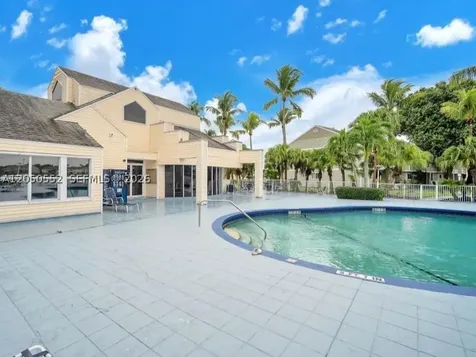 3461 NW 44th Street Oakland Park FL 33309