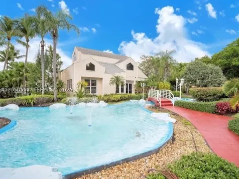 3461 NW 44th Street Oakland Park FL 33309