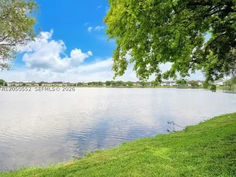 3461 NW 44th Street Oakland Park FL 33309