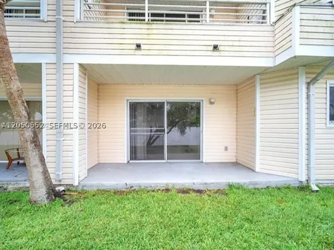 3461 NW 44th Street Oakland Park FL 33309