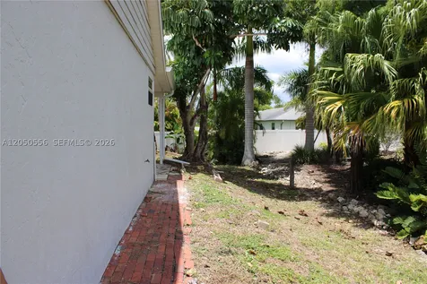 6617 Idlewild Street Fort Myers FL 33966