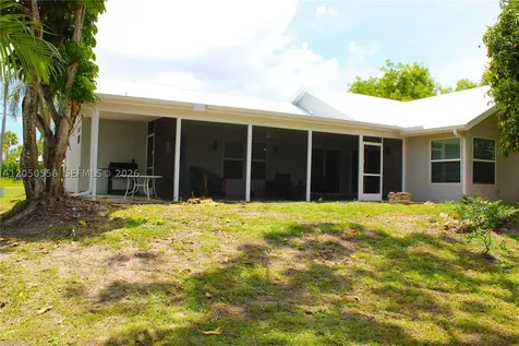 6617 Idlewild Street Fort Myers FL 33966