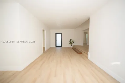 15411 NE 10th Avenue North Miami Beach FL 33162