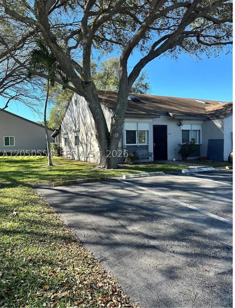 2700 SW 55th Street Dania Beach FL 33312