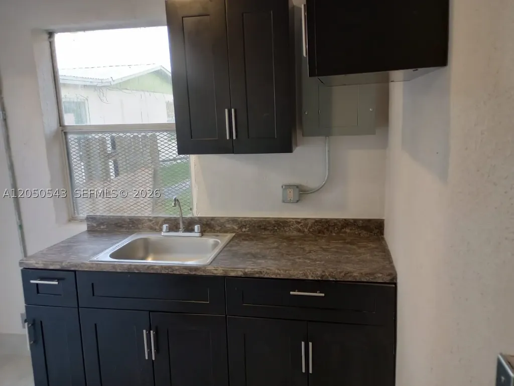 1241 W Dr Martin Luther King Jr Boulevard W Belle Glade FL 33430