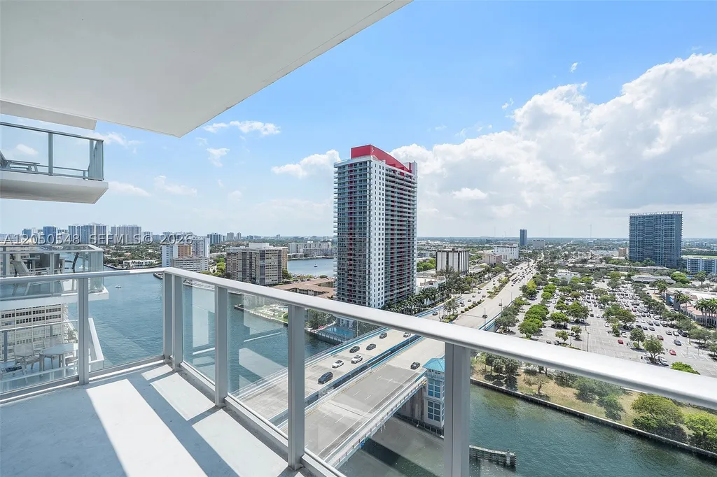 4010 S Ocean Drive Hollywood FL 33019