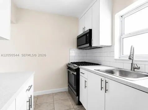 1245 W 24th Street Hialeah FL 33010