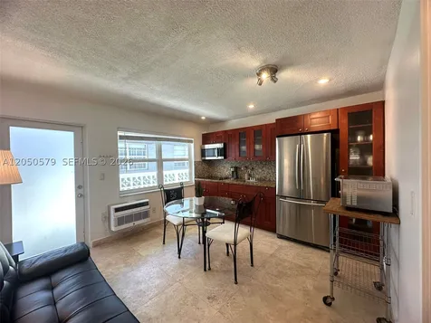 524 Washington Avenue Miami Beach FL 33139