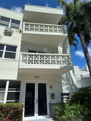 524 Washington Avenue Miami Beach FL 33139