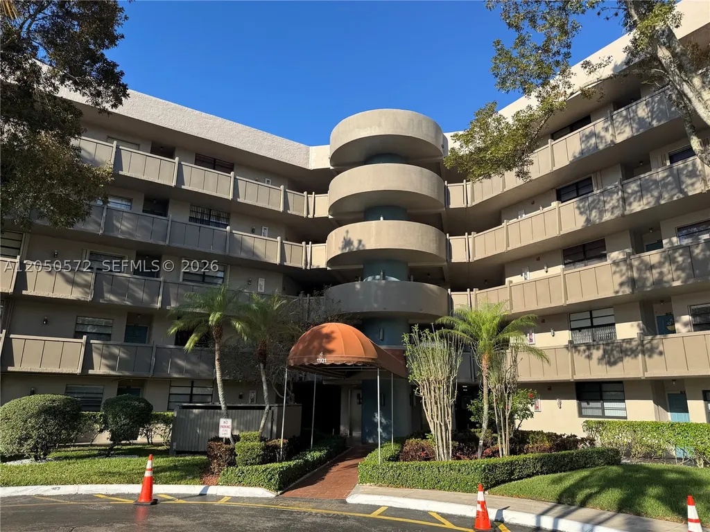1101 Colony Point Circle Pembroke Pines FL 33026