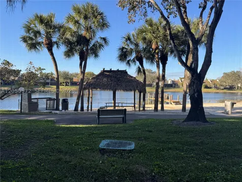 1101 Colony Point Circle Pembroke Pines FL 33026