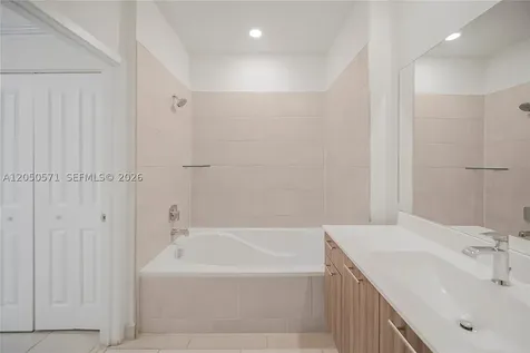 8265 NW 41st Street Doral FL 33166
