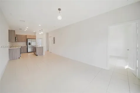 8265 NW 41st Street Doral FL 33166