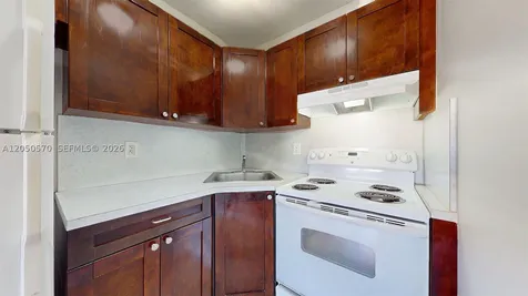 426 NW 13th Avenue Miami FL 33125