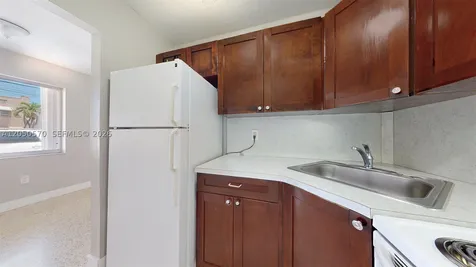 426 NW 13th Avenue Miami FL 33125