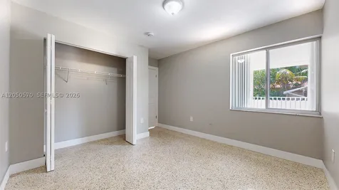 426 NW 13th Avenue Miami FL 33125