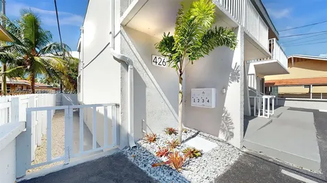 426 NW 13th Avenue Miami FL 33125