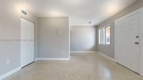 426 NW 13th Avenue Miami FL 33125