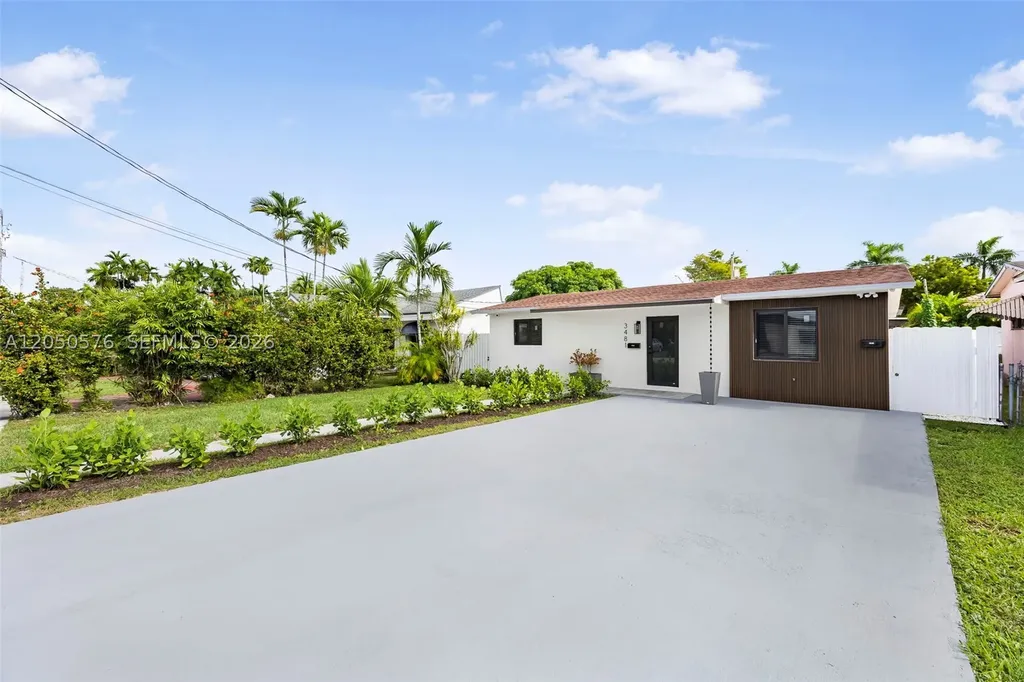 3481 SW 87th Court Miami FL 33165