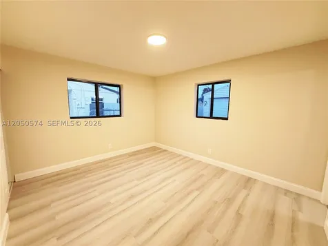 2401 SW 50th Terrace Plantation FL 33317