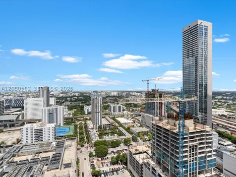 851 NE 1st Avenue Miami FL 33132