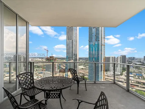 851 NE 1st Avenue Miami FL 33132