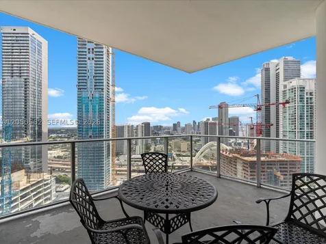 851 NE 1st Avenue Miami FL 33132
