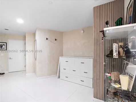 851 NE 1st Avenue Miami FL 33132
