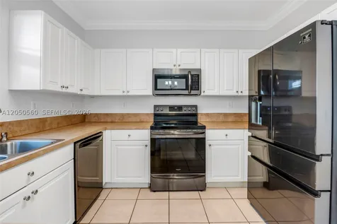 9315 SW 221 Street Cutler Bay FL 33190