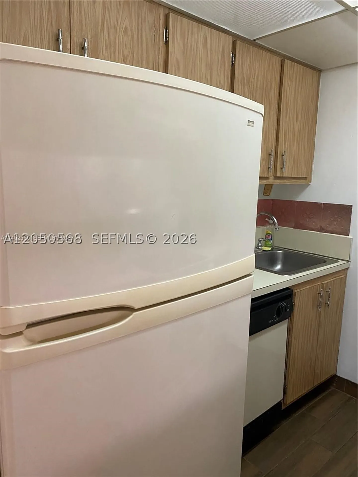5841 Washington Street Hollywood FL 33023