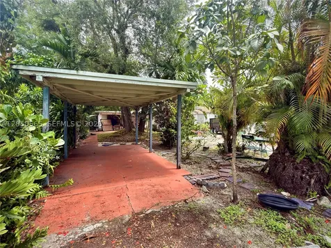 1053 NE 128th Street North Miami FL 33161