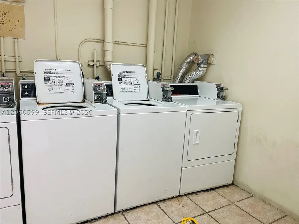 2401 Riverside Drive Coral Springs FL 33065