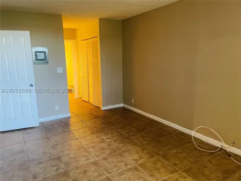 2401 Riverside Drive Coral Springs FL 33065