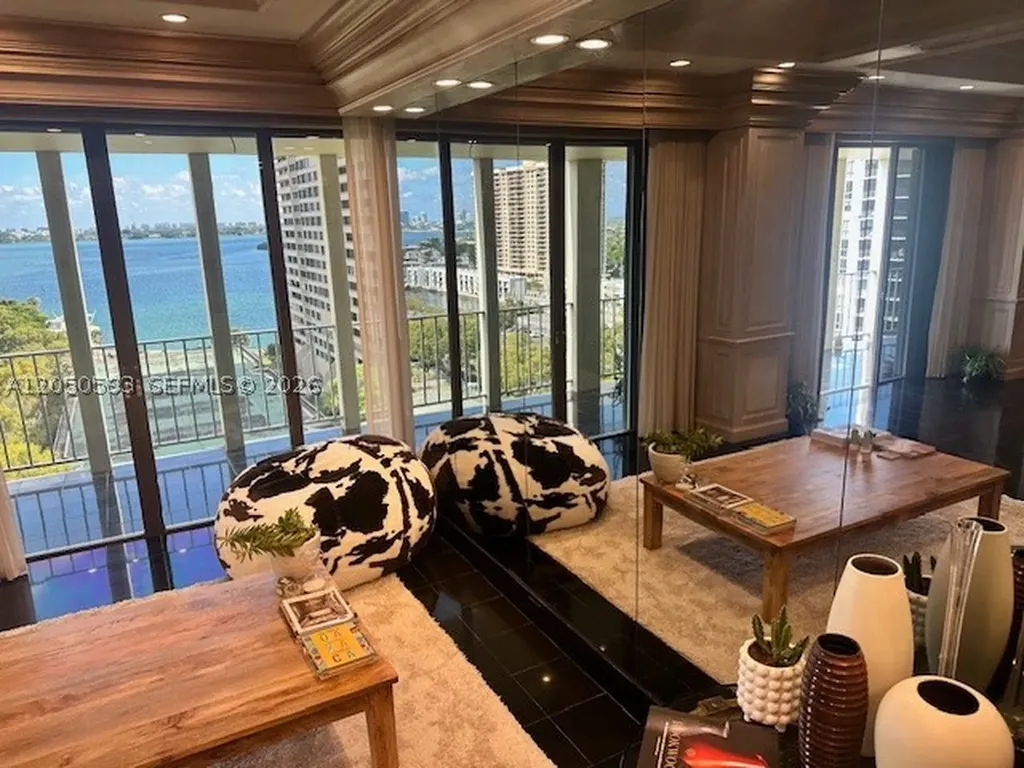 11111 Biscayne Boulevard Miami FL 33181