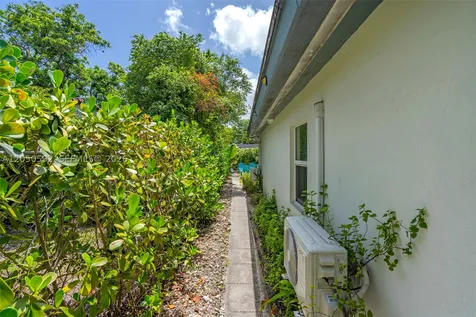 12685 NW Miami Court North Miami FL 33168