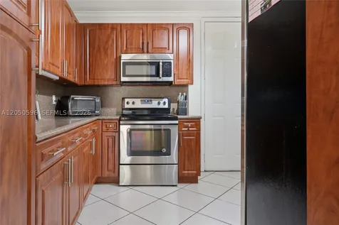 8932 SW 228th Lane Cutler Bay FL 33190