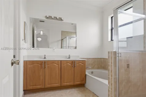8932 SW 228th Lane Cutler Bay FL 33190