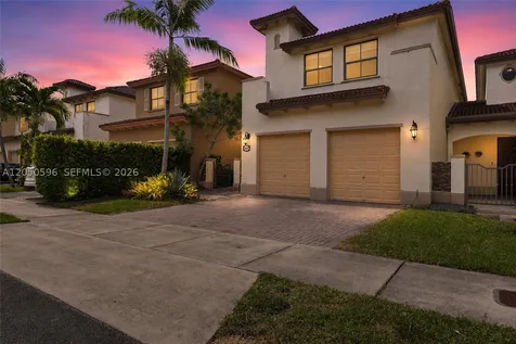8932 SW 228th Lane Cutler Bay FL 33190