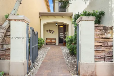 8932 SW 228th Lane Cutler Bay FL 33190