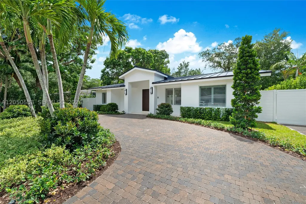 7107 SW 63rd Avenue South Miami FL 33143