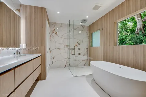 7107 SW 63rd Avenue South Miami FL 33143